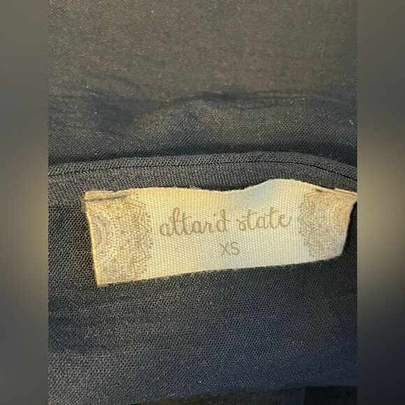 Altar’d State Flowy Balloon Sleeve Black Top Size XS - Picture 5 of 5